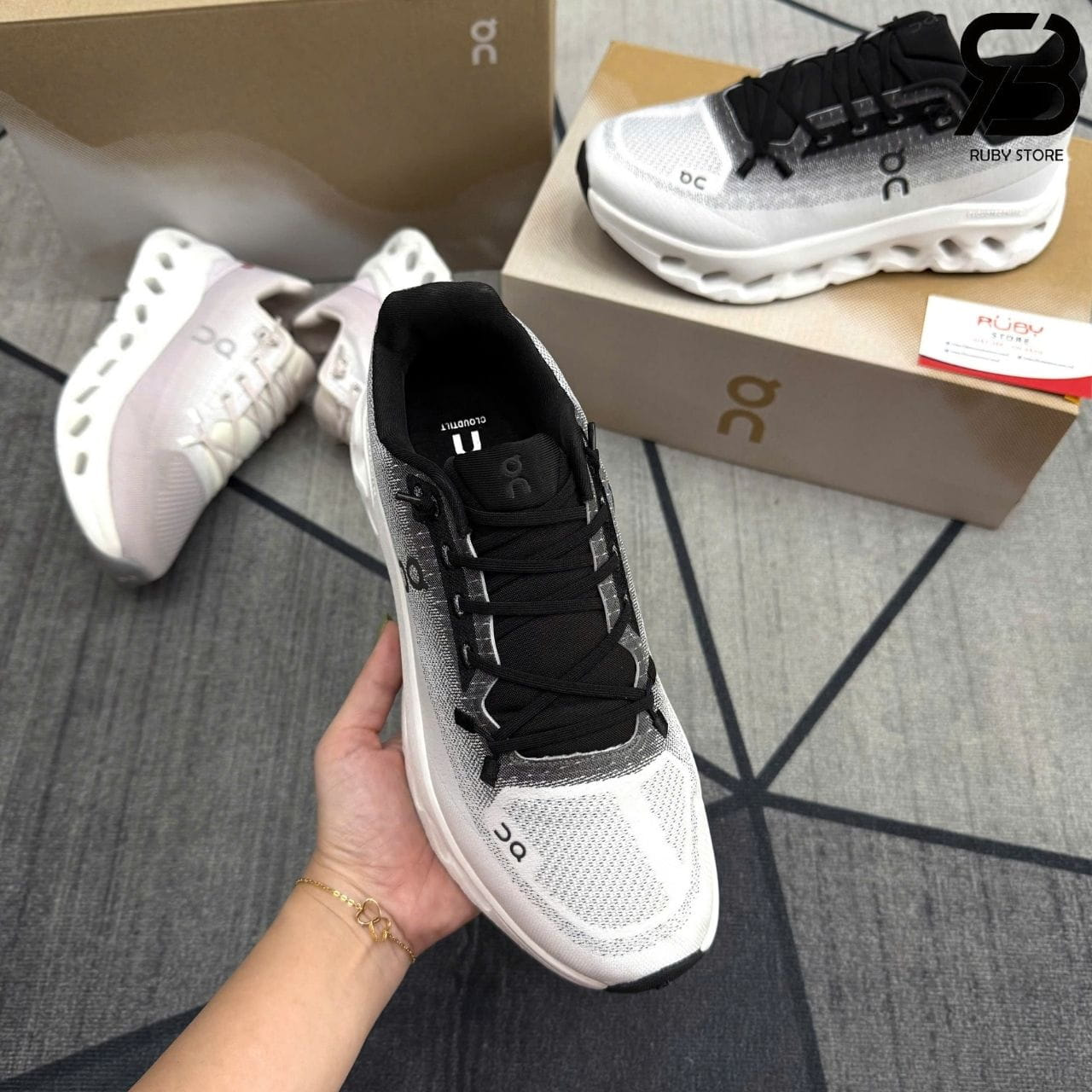 Giày On Running Cloudtilt Black Ivory Trắng Đen