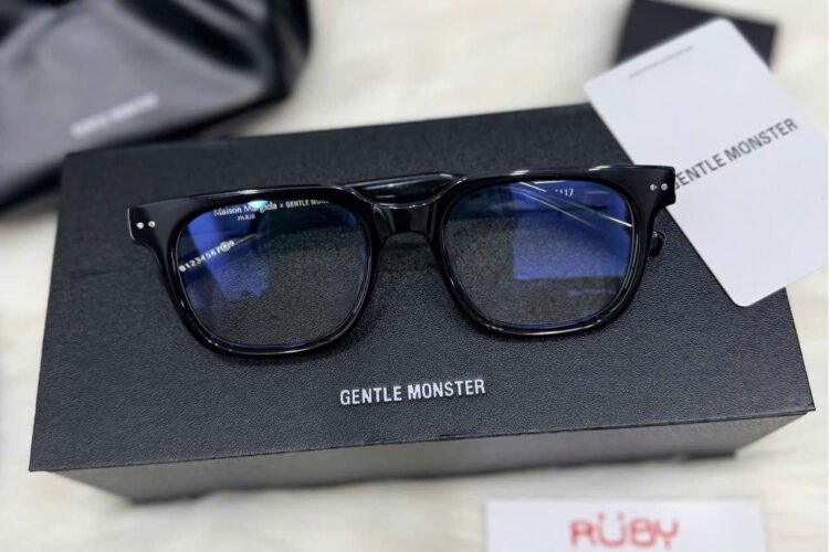 Mắt kính Gentle Monster X Maison Margiela MM117 01 Đen