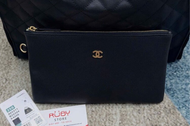 Túi CN 25 Medium Handbag Grained Calfskin Gold-Tone Metal Black