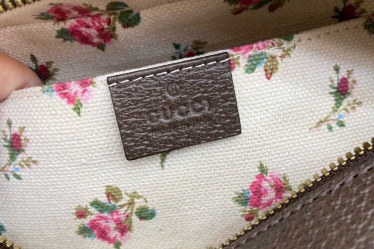 Túi Gucci Neo Vintage GG Supreme Messenger Bag