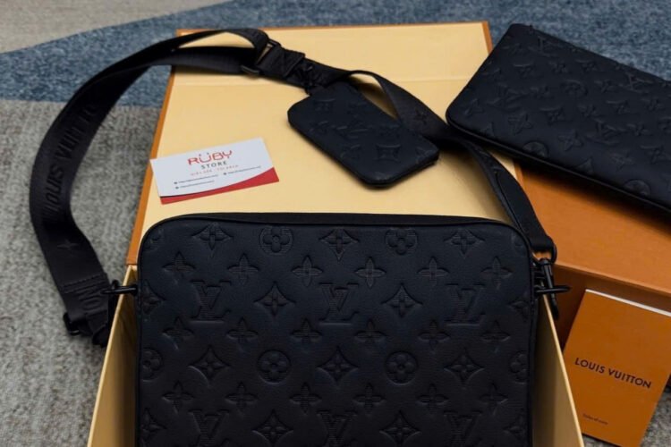Túi LV Trio Messenger Black Monogram Shadow M46602 đen