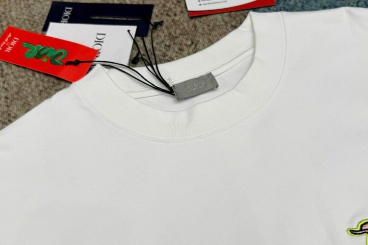 Áo Thun Dior And Kaws T-Shirt White Cotton Jersey Màu Trắng