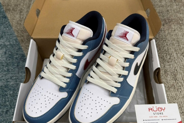 Giày Air Jordan 1 Low Motion Màu Trắng Xanh Dương