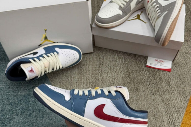 Giày Air Jordan 1 Low Motion Màu Trắng Xanh Dương