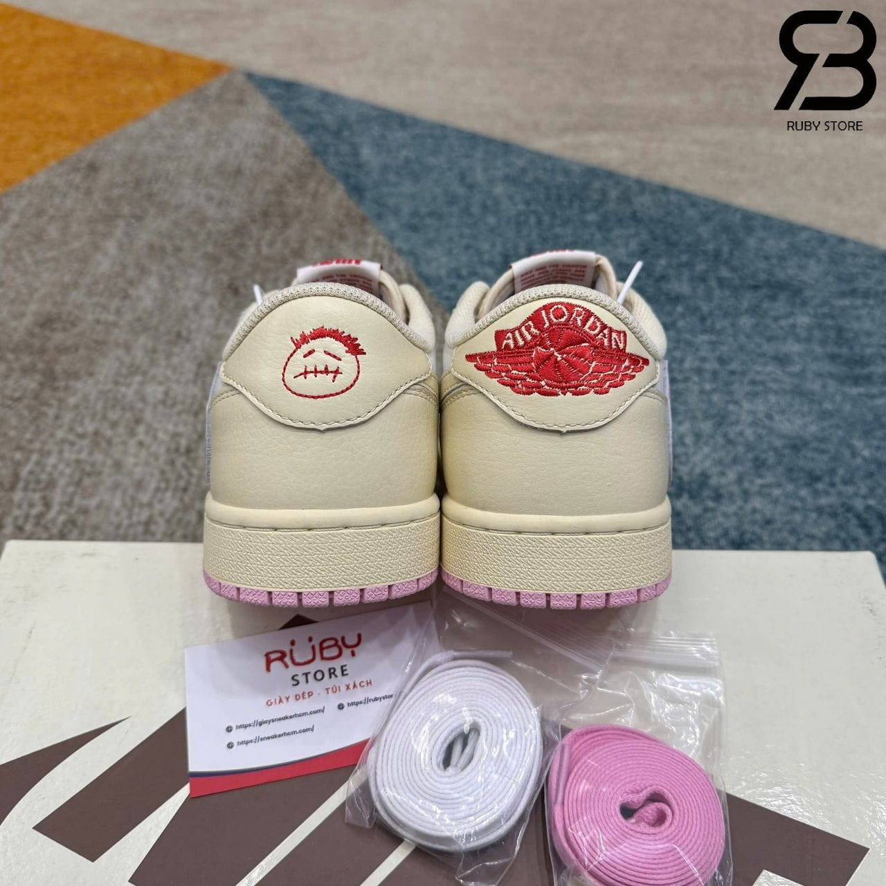 Giày Air Jordan 1 Low OG Travis Scott Muslin Shy Pink Trắng hồng