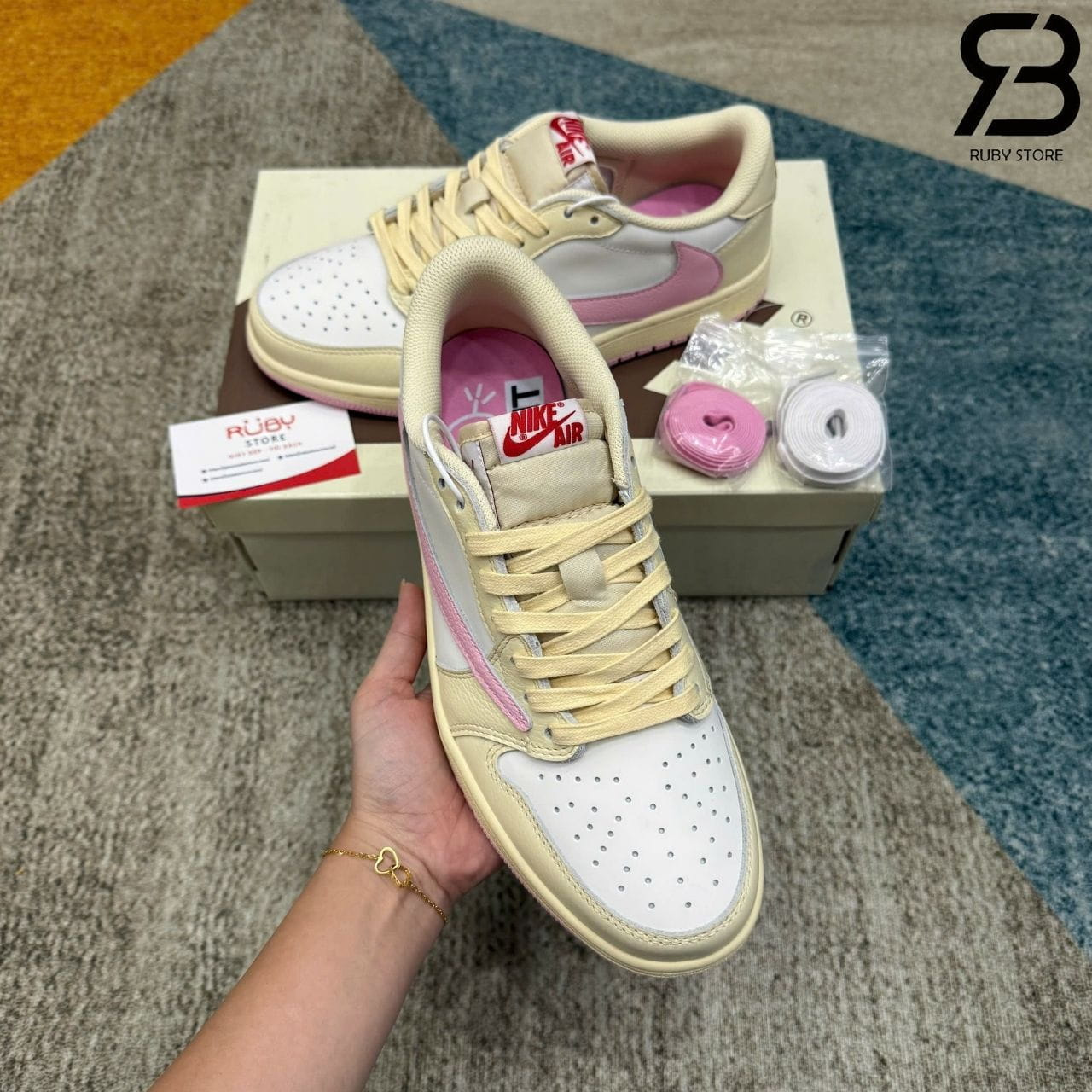 Giày Air Jordan 1 Low OG Travis Scott Muslin Shy Pink Trắng hồng