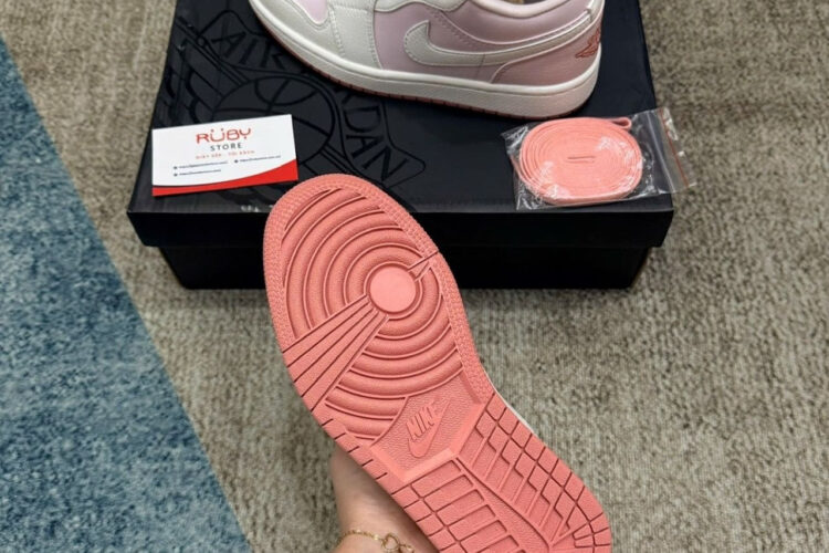 Giày Air Jordan 1 Low Pinka Màu Hồng Trắng