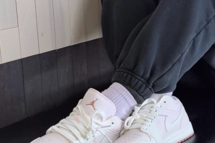 Giày Air Jordan 1 Low Pinka Màu Hồng Trắng