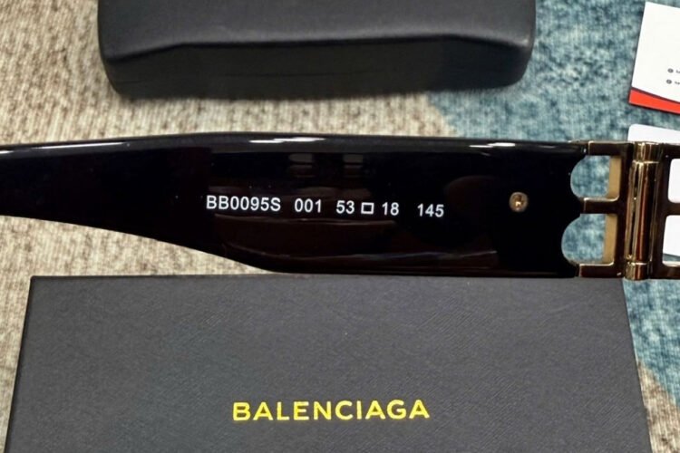 Mắt Kính Balenciaga BB Sunglasses Black Grey Lenses