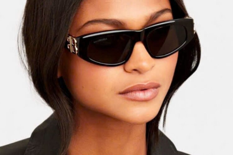 Mắt Kính Balenciaga BB Sunglasses Black Grey Lenses