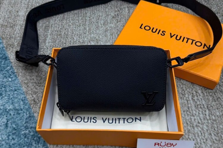 Túi LV Aerogram Alpha Wearable Wallet M59161 Black Màu Đen