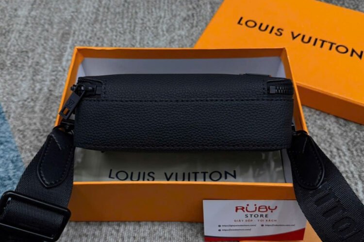 Túi LV Aerogram Alpha Wearable Wallet M59161 Black Màu Đen