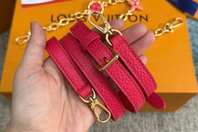 Túi LV Capucines Mini Rose Pondicherry Flower Chain 21CM Hồng