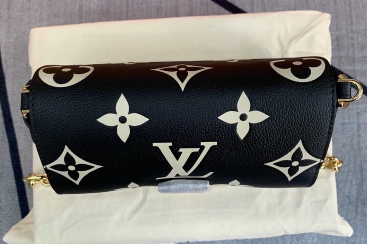 Túi LV Favorite M45859 Black Beige Monogram Empreinte Đen Be