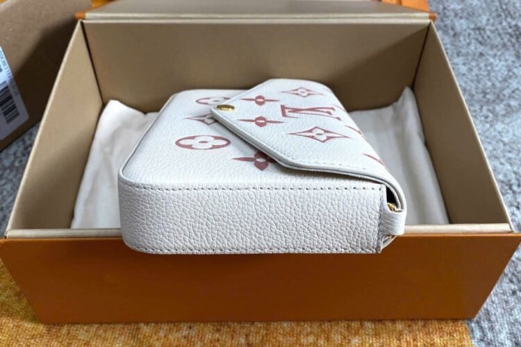 Túi LV Félicie Pochette M82047 Creme Rose Trianon Monogram Empreinte
