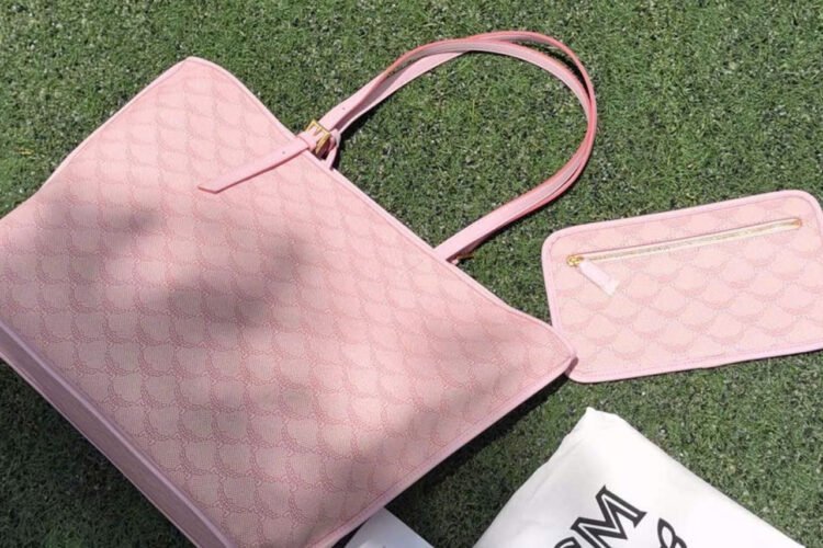 Túi MCM Medium Himmel Shopper in Lauretos Silver Pink Màu Bạc Hồng