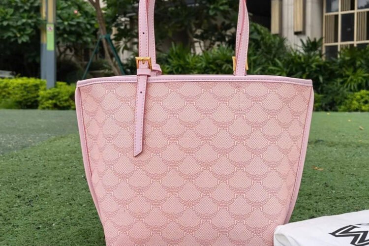 Túi MCM Mini Himmel Shopper in Lauretos Silver Pink Màu bạc hồng