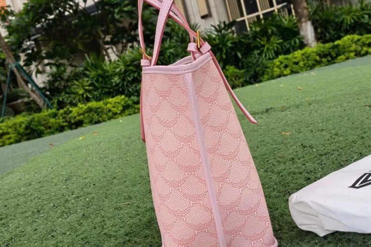 Túi MCM Mini Himmel Shopper in Lauretos Silver Pink Màu bạc hồng