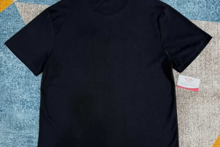 Áo LV Cursive Signature T-Shirt Black 1AII22 Màu đen