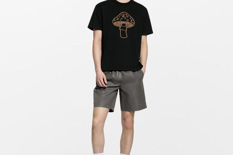 Áo LV Short-Sleeved Intarsia Crewneck Black Mushroom 1AJBUV Đen