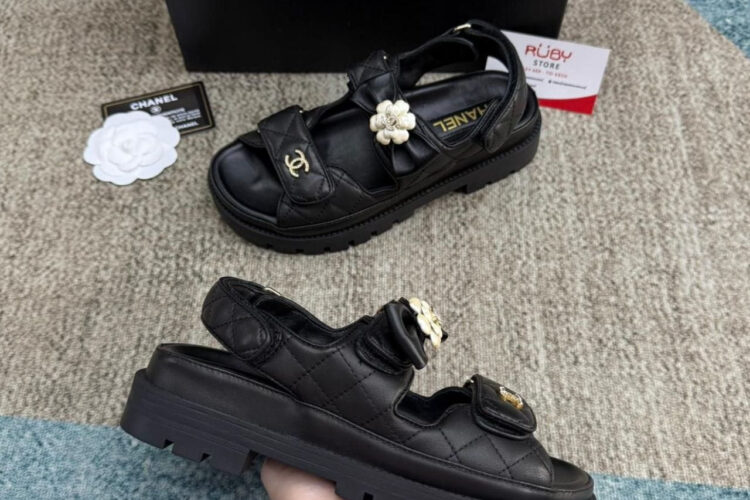 Dép CN Dad Sandal Camellia Ribbon Black Lambskin Màu Đen
