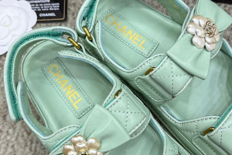 Dép CN Dad Sandal Camellia Ribbon Mint Green Lambskin Màu Xanh Mint