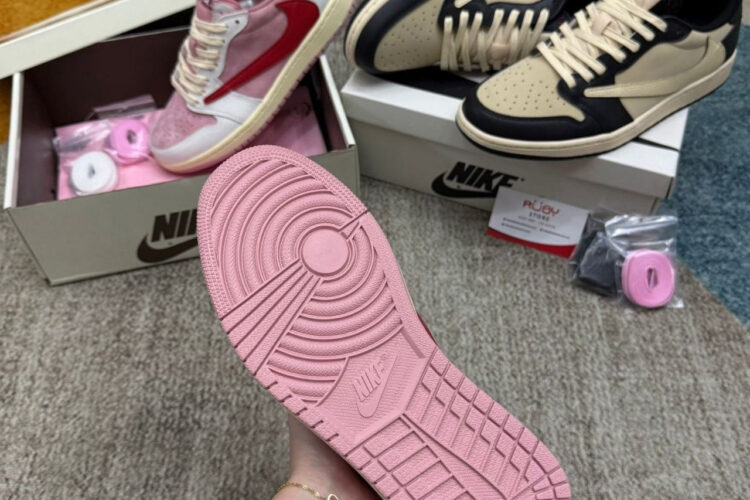 Giày Air Jordan 1 Low OG Travis Scott Shy Pink University Red