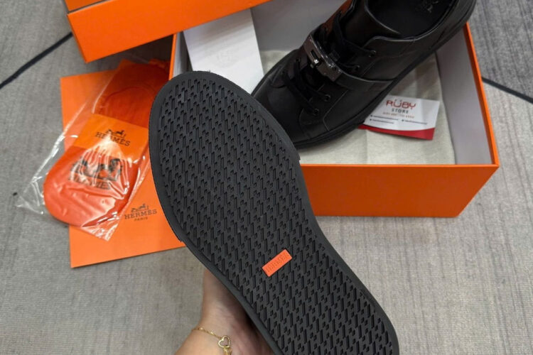 Giày Hermes Day Sneaker Black Leather Màu đen