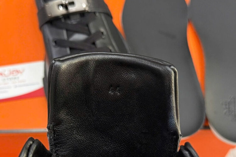 Giày Hermes Day Sneaker Black Leather Màu đen