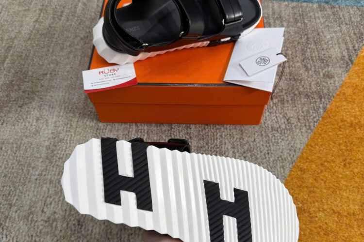 Giày Hermes Junior Sandal Noir Black White Màu đen trắng