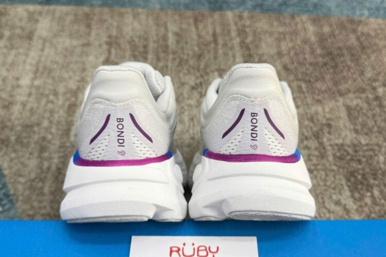 Giày Hoka Bondi 9 Cosmic White Grey Trắng Xám