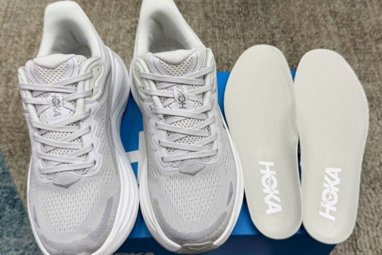 Giày Hoka Bondi 9 Stardust Silver Xám