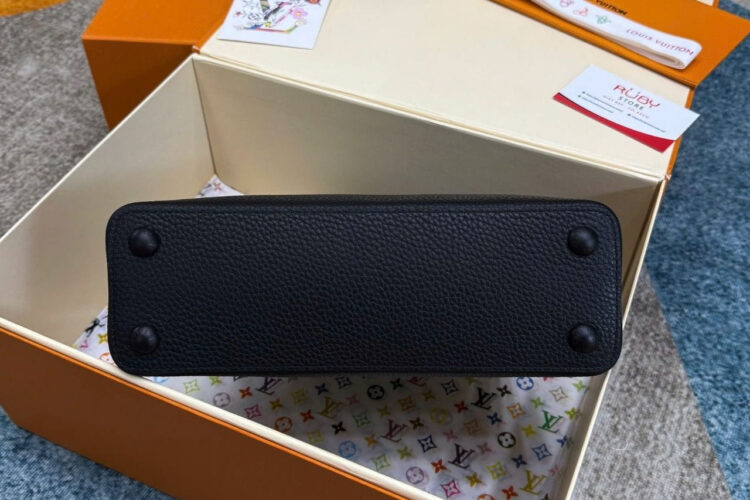Túi LV Capucines BB Black Taurillon M25255 Size 27CM Màu đen