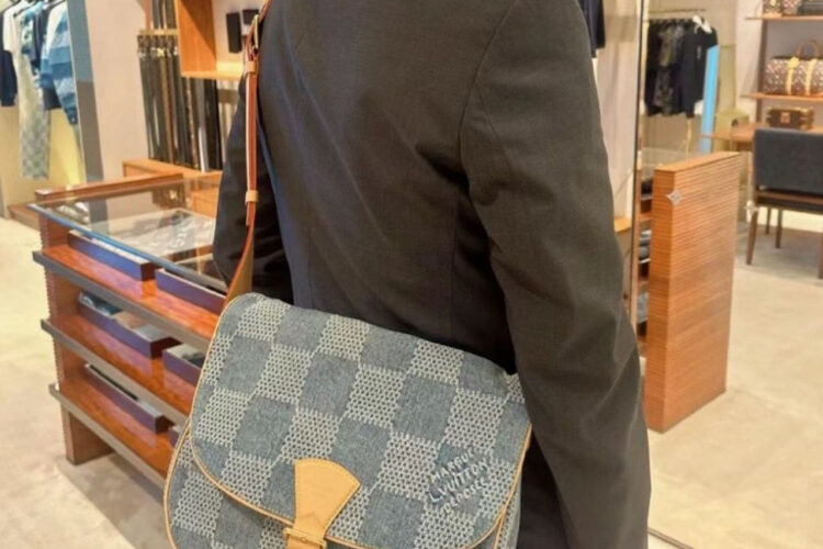 Túi LV Montsouris Messenger MM Bag N40743 Blue Damier Denim 3D
