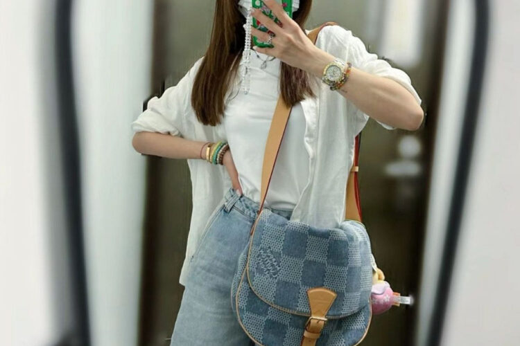 Túi LV Montsouris Messenger MM Bag N40743 Blue Damier Denim 3D