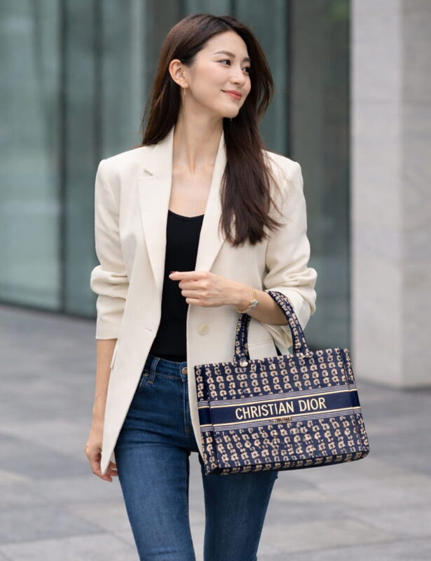 Chọn túi xách cho nữ cao gầy