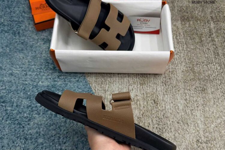 Dép Hermes Chypre Sandal Etoupe Epsom Noir Nâu Đen Best Deal
