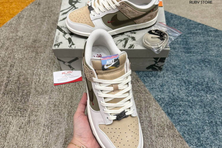 Hình ảnh thực tế mẫu giày SB Dunk màu trắng rêu Best Quality Deal: