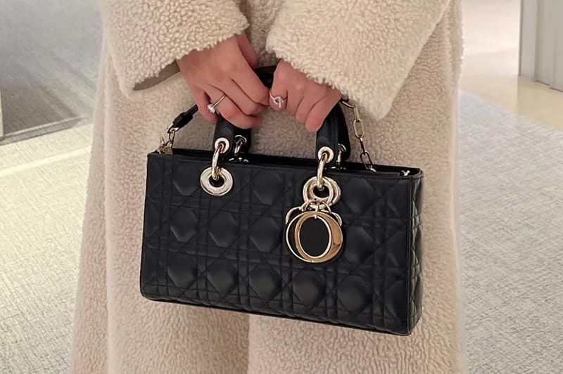 Túi Dior Medium Lady D-Joy Black Lambskin