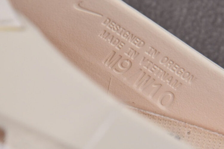 Dép Nike Mind 001 Slide Light Bone Màu Kem Nhạt