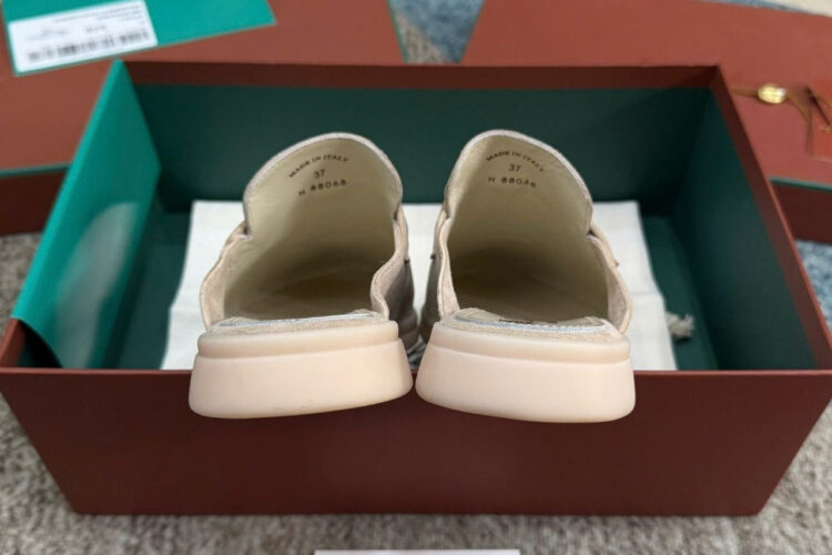 Giày Loro Piana Charms Walk Babouche Loafer Cream Màu Kem