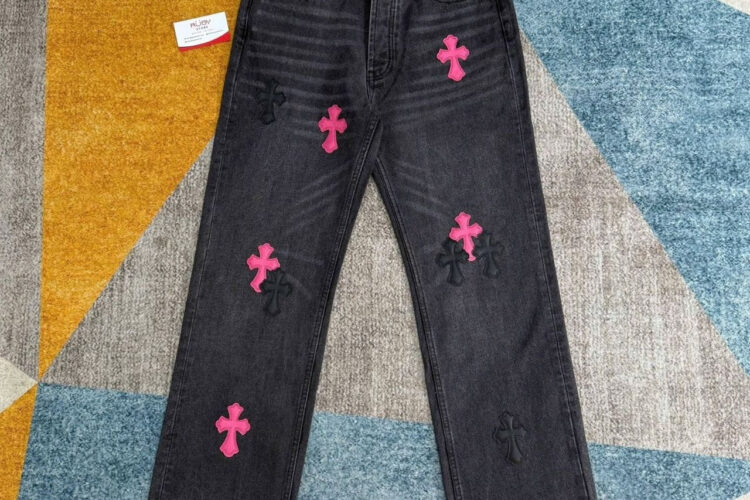 Quần Jean Chrome Hearts Grey Pink Logo Đen Xám Logo Hồng
