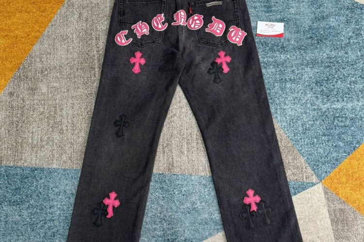 Quần Jean Chrome Hearts Grey Pink Logo Đen Xám Logo Hồng