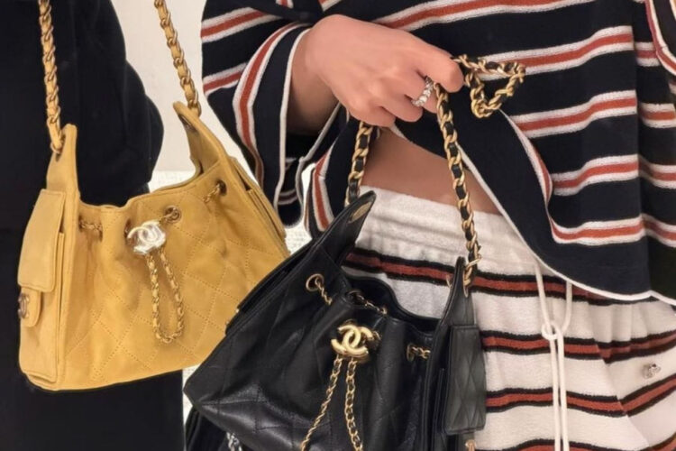 Túi CN 25 Mini Hobo Handbag Black Caviar Màu Đen Best Pháp