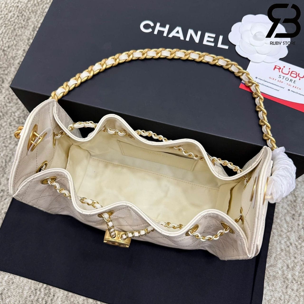 Túi CN 25 Mini Hobo Handbag Cream Caviar Màu Kem Best Pháp