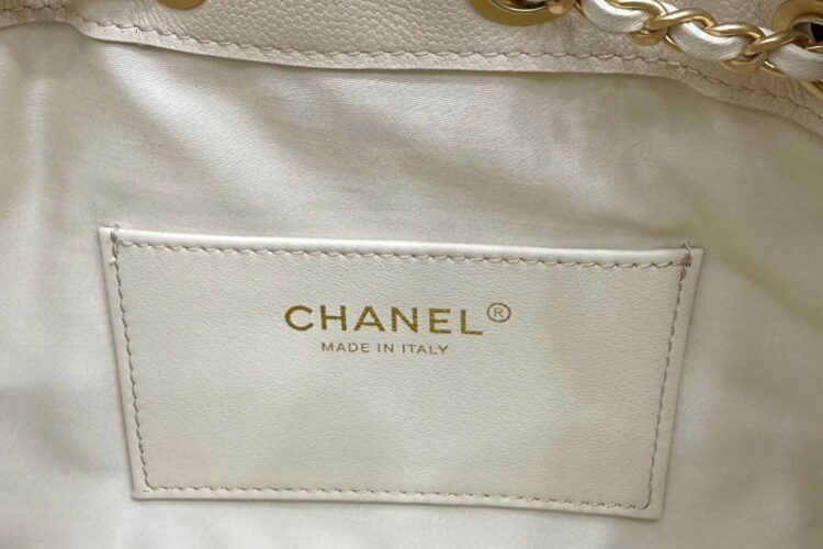Túi CN 25 Mini Hobo Handbag Cream Caviar Màu Kem Best Pháp