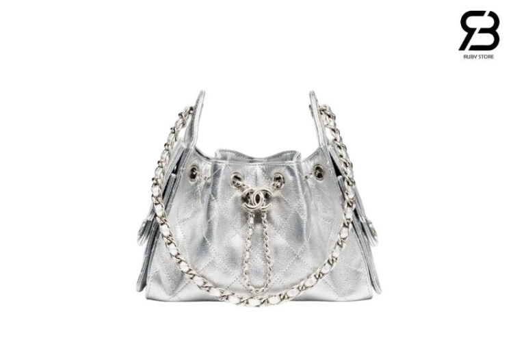 Túi CN 25 Mini Hobo Handbag Metallic Silver Caviar Màu Bạc