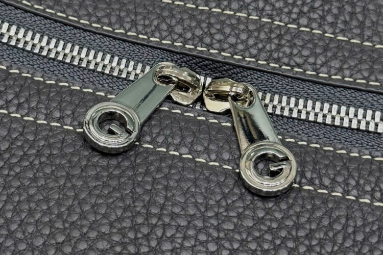 Túi Goyard Hardy PM Bag Grey Goyardine Màu Xám