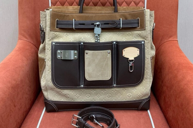Túi LV Steamer 40 Bag Pharrell Williams M26019 Tan Brown Suede