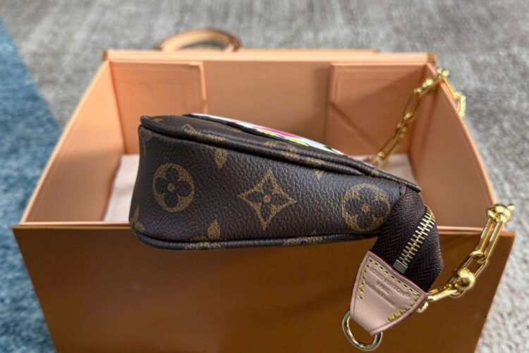 Túi LV x TM Pochette Accessoires Monogram Canvas M13440 Nâu